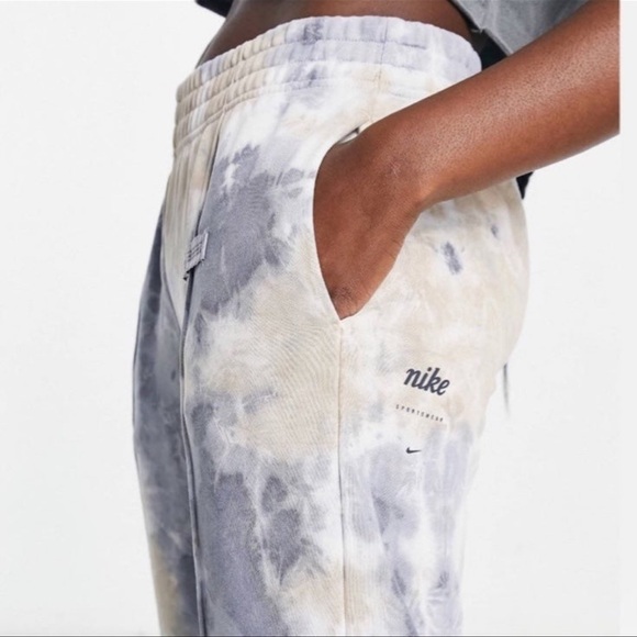 (NWT) Nike Loose Fit Tie Dye Cuffed Sweatpants in Slate Blue, Medium - Picture 5 of 16